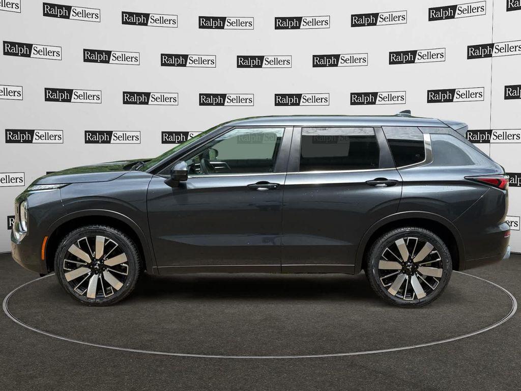 Mitsubishi Outlander 2025