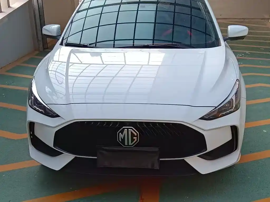 MG MG5 2021