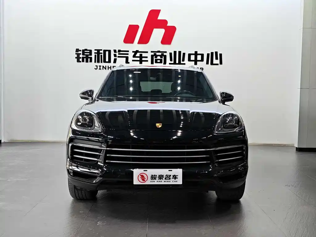 Porsche Cayenne 2021