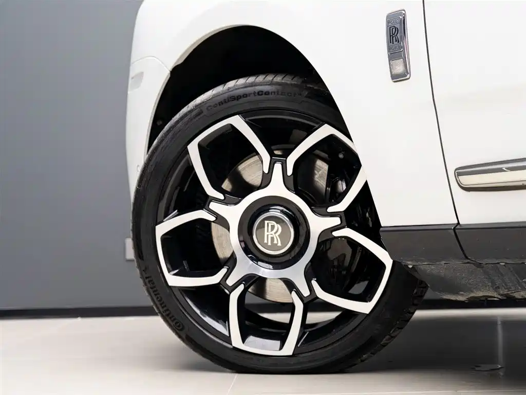 Rolls-Royce Cullinan 2022
