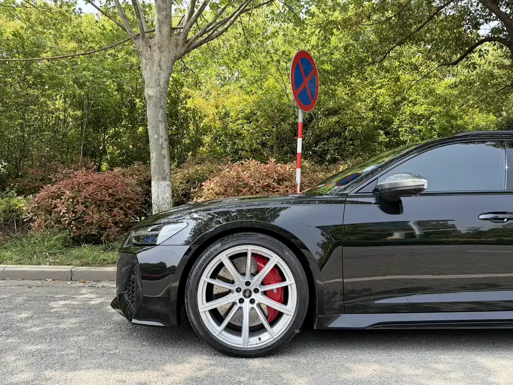 Audi RS 6 2021