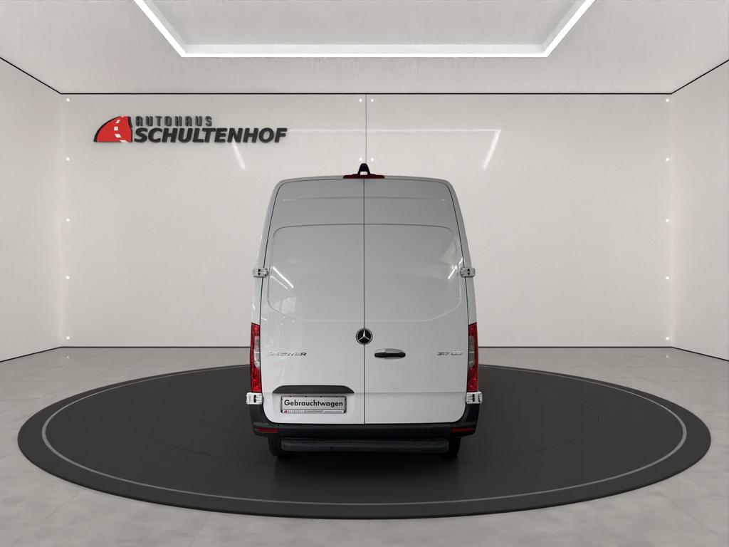 Mercedes-Benz SPRINTER 2024
