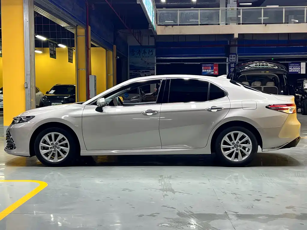 Toyota Camry 2023