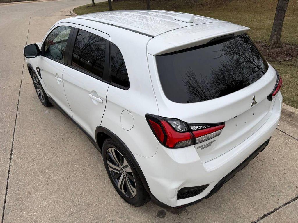Mitsubishi Outlander Sport 2021