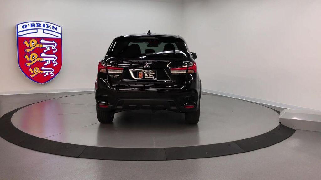 Mitsubishi Outlander Sport 2021