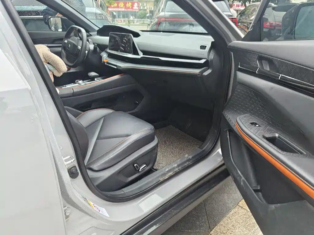Changan UNI-V 2022