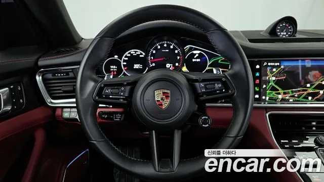 Porsche Panamera 2023