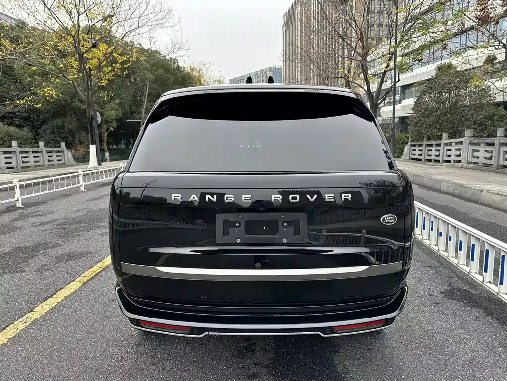 Land Rover Range Rover 2024