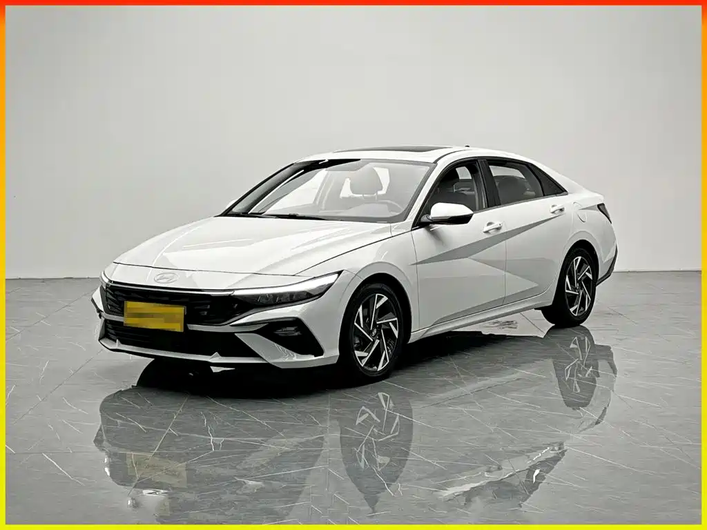 Hyundai Elantra 2025
