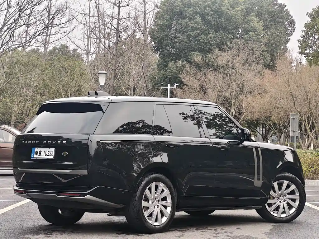 Land Rover Range Rover 2023