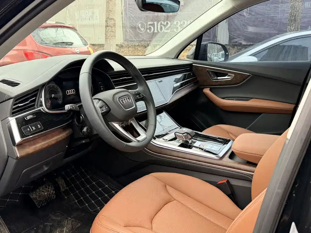 Audi Q7 2025