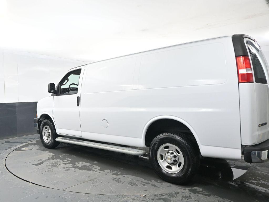 Chevrolet Express 2022