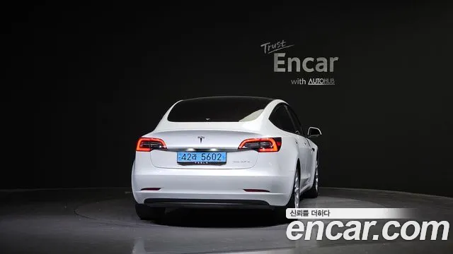 Tesla Model 3 2021