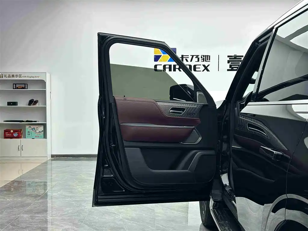 Infiniti QX80 2025