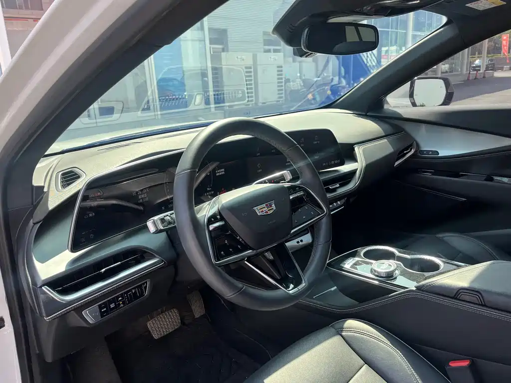 Cadillac GT4 2024