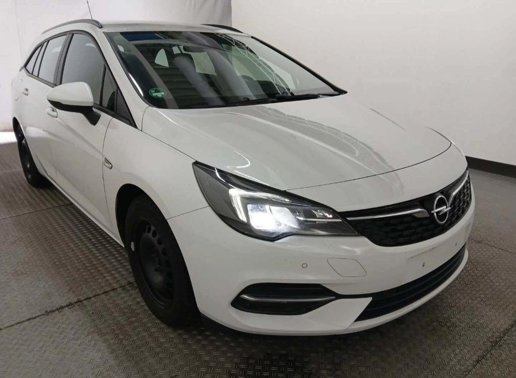 Opel Astra 2021