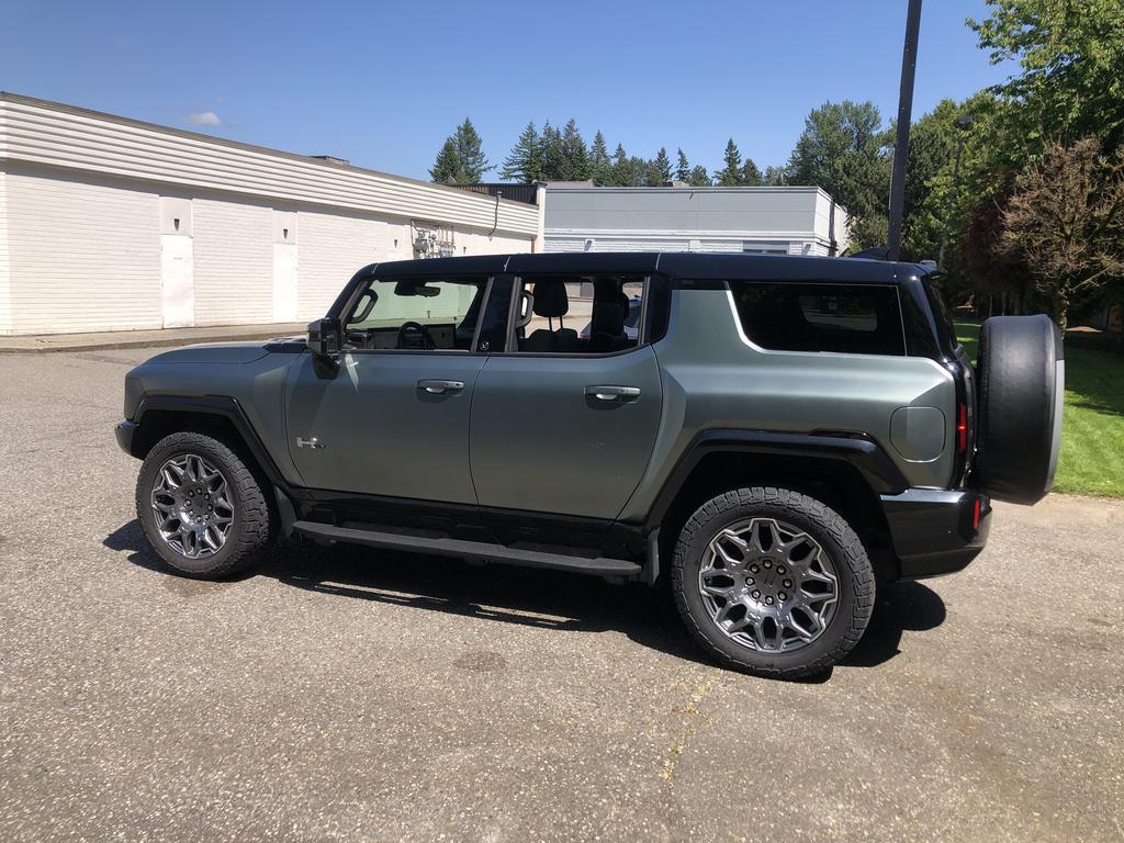 GMC Hummer EV 2024