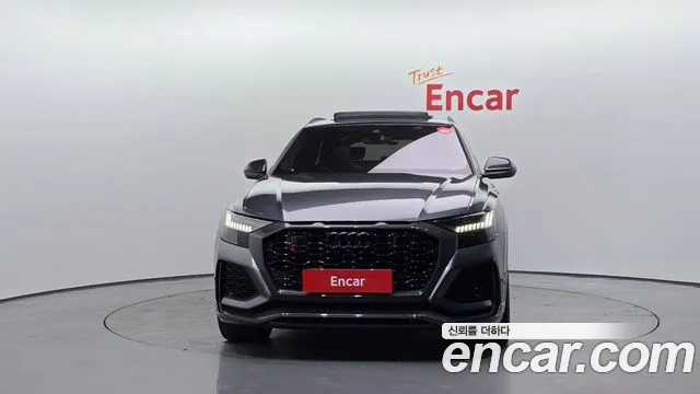Audi RSQ8 2023