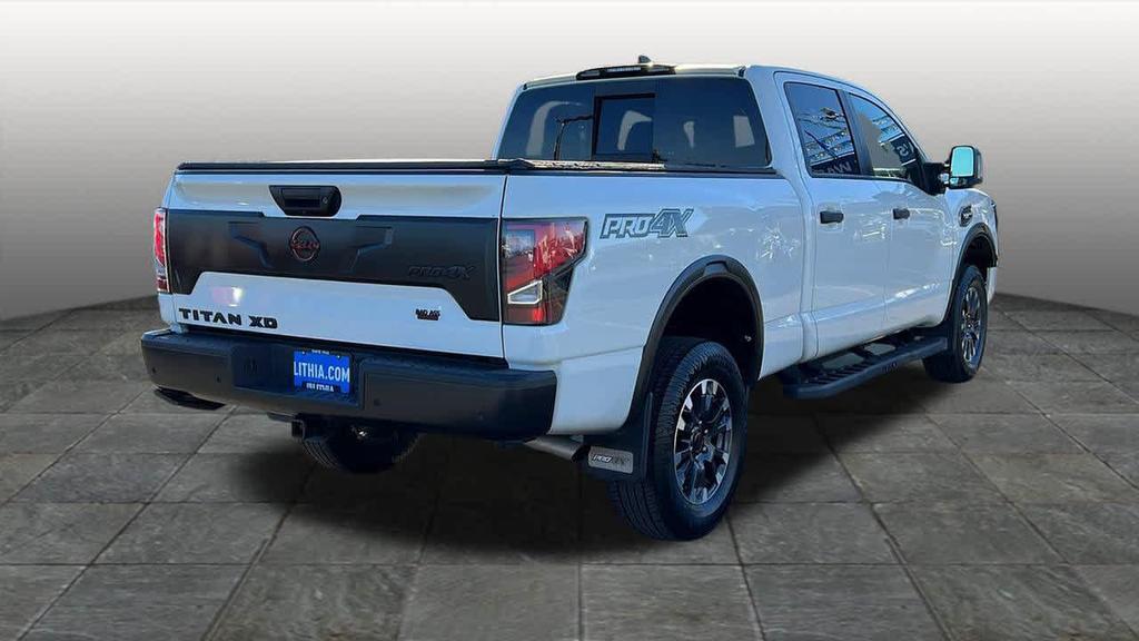 Nissan Titan 2024