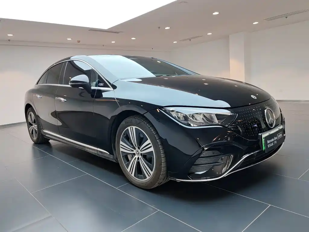 Mercedes-Benz EQE 2025