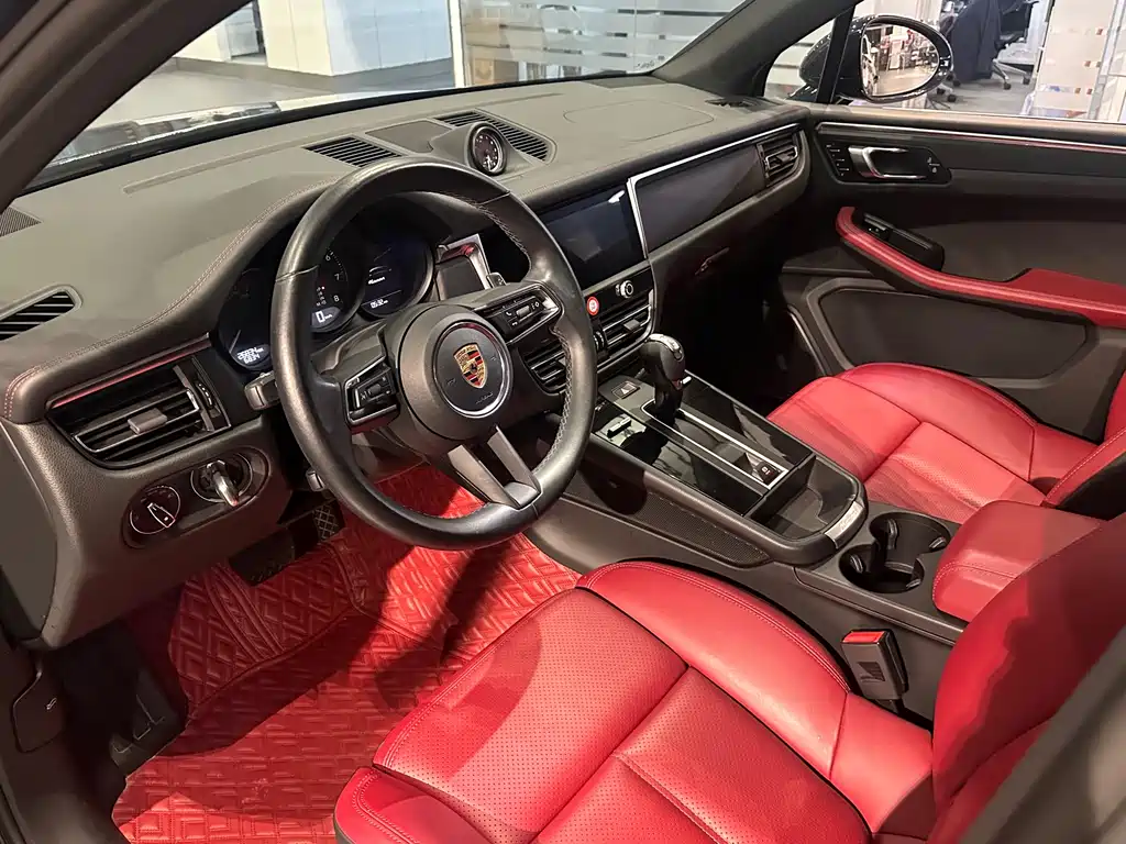 Porsche Macan 2023