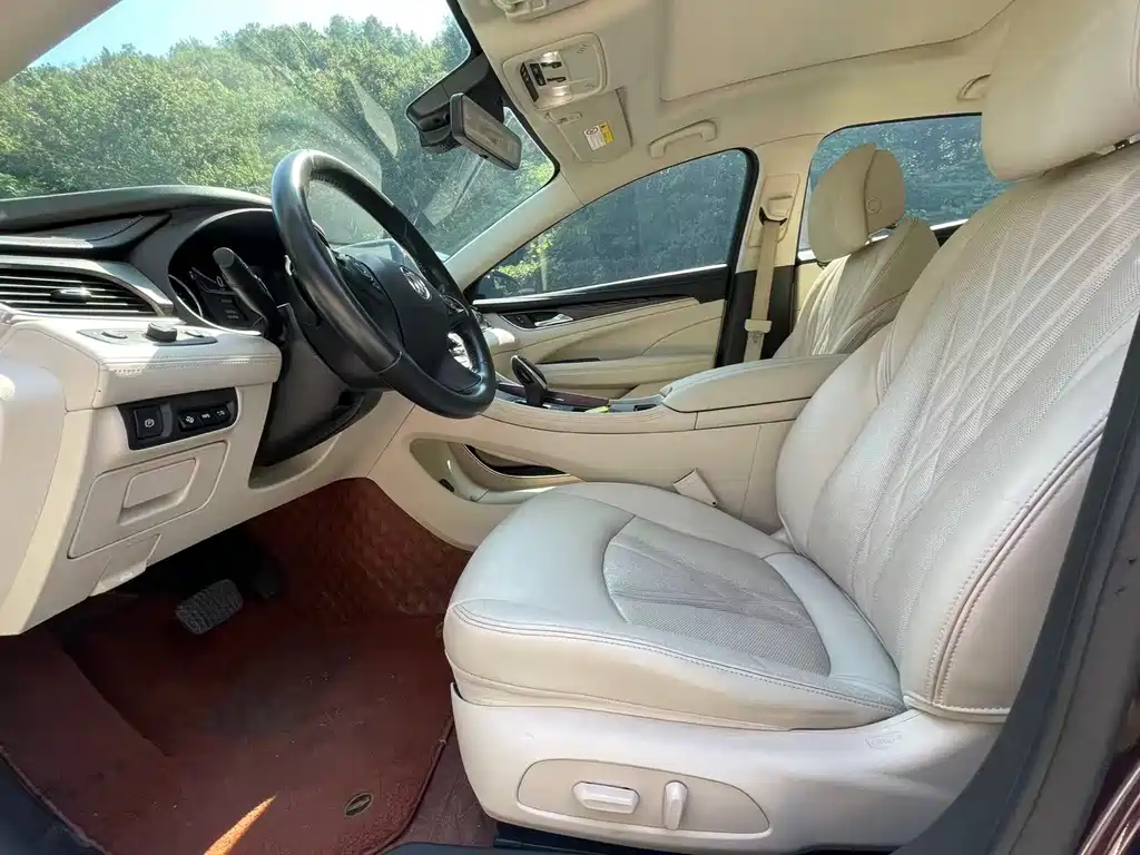 Buick LaCrosse 2022