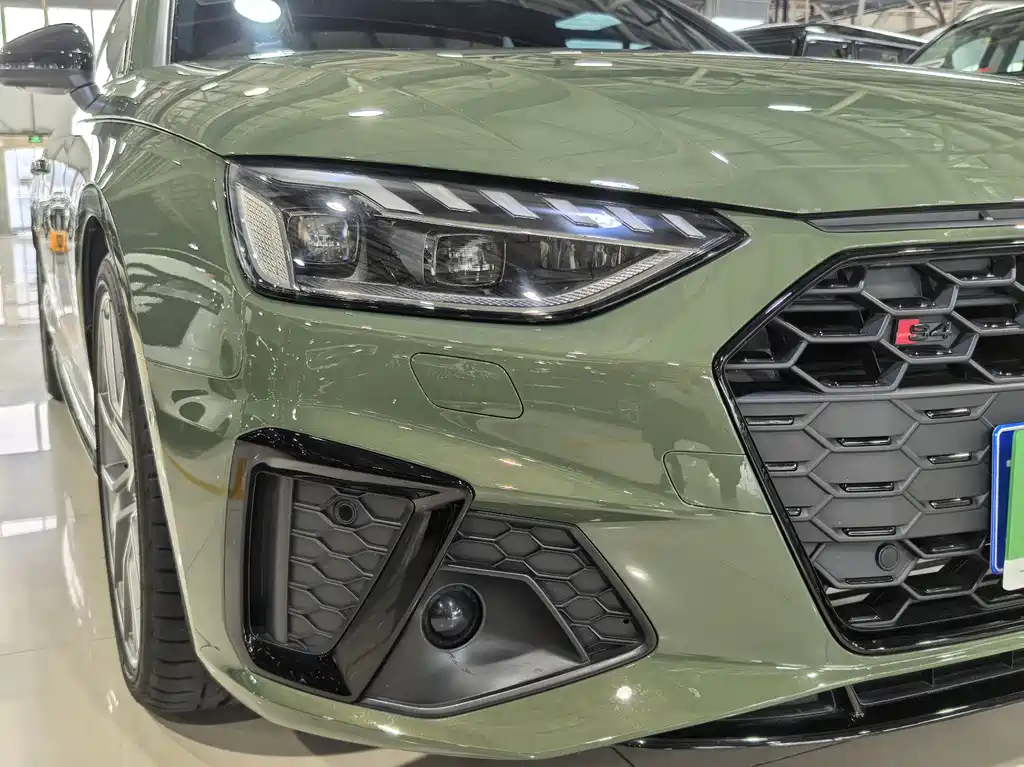 Audi S4 2023