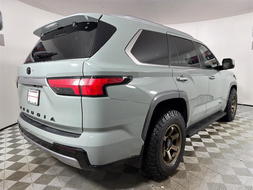 Toyota Sequoia 2024