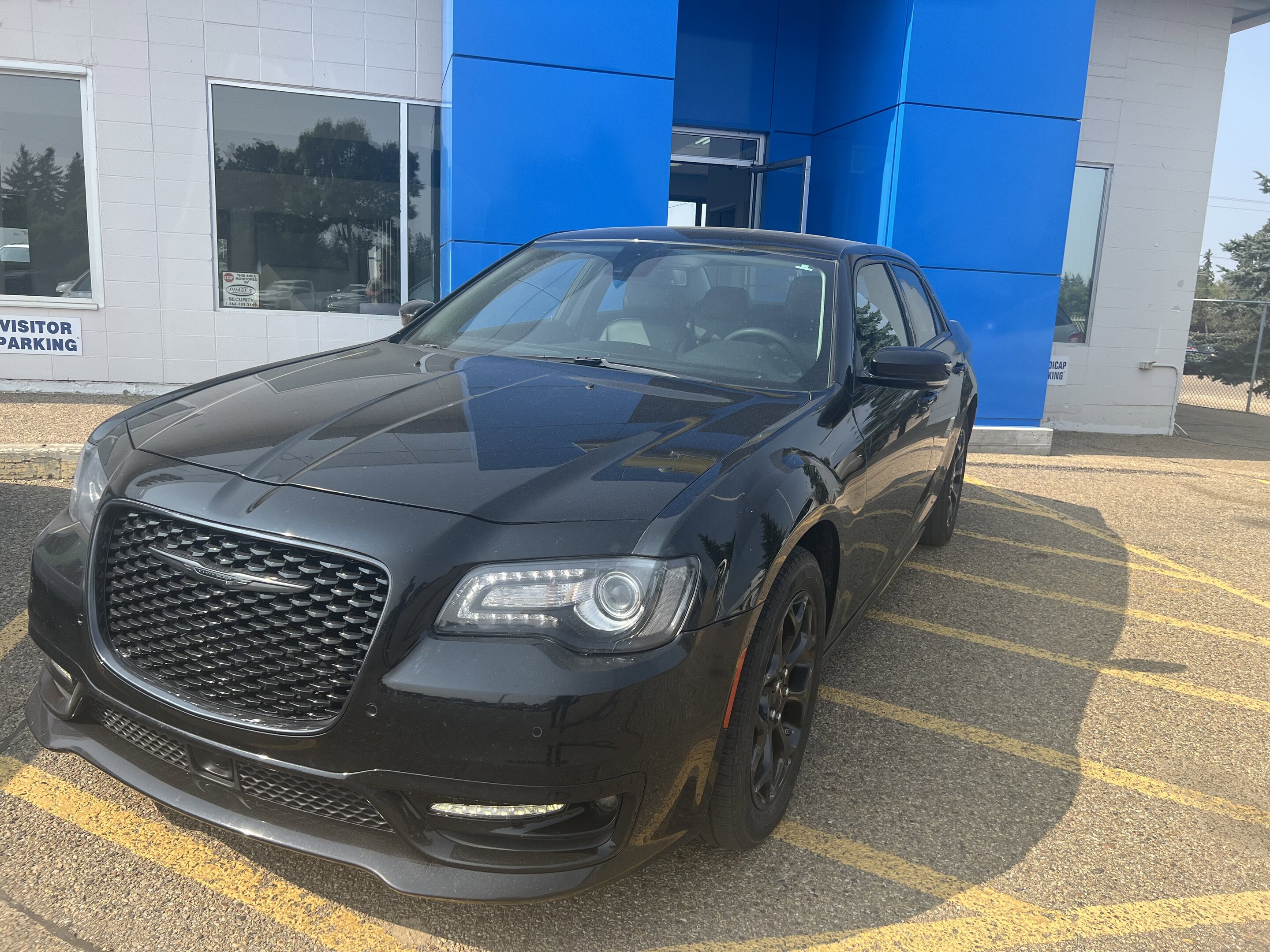 Chrysler 300 2023