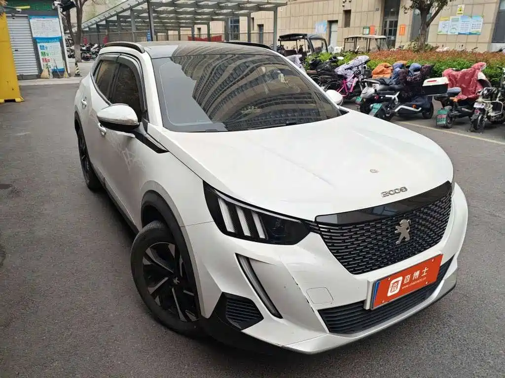 Peugeot 2008 2021