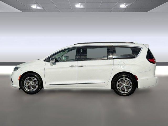 Chrysler Pacifica 2022