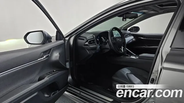 Toyota Camry 2024