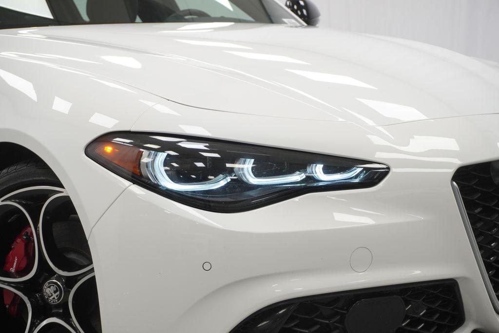 Alfa Romeo Giulia 2024