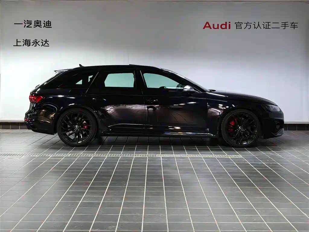 Audi RS 4 2024