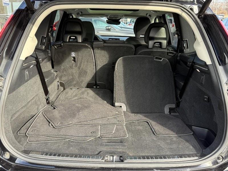 Volvo XC90 2025