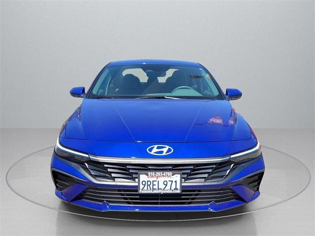 Hyundai Elantra 2024