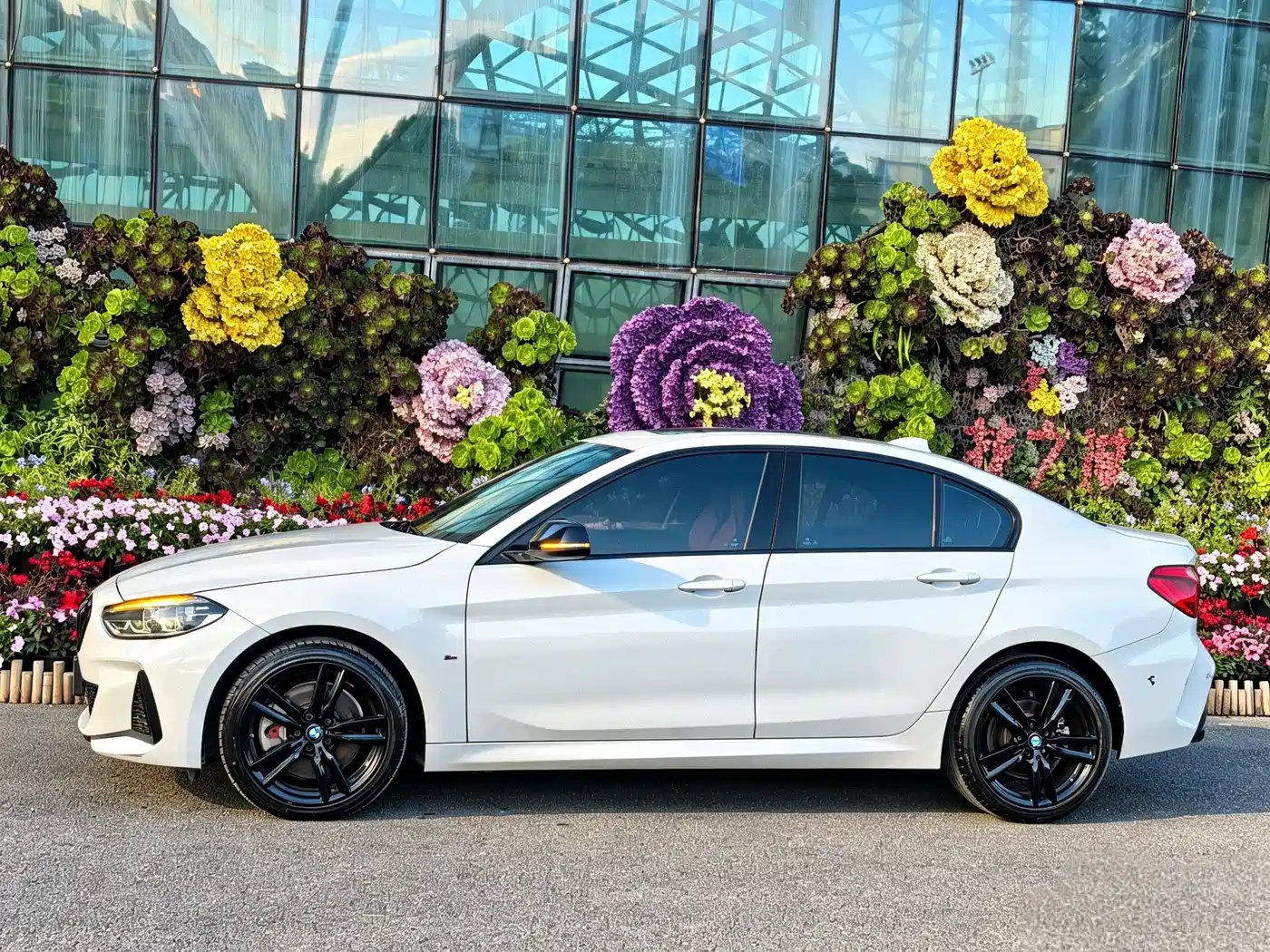 BMW 1 серии 2023
