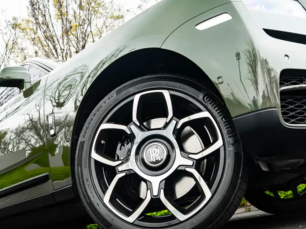 Rolls-Royce Cullinan 2023