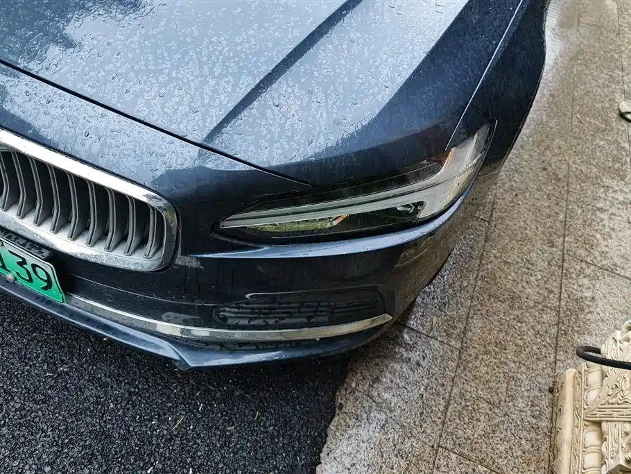 Volvo S90 2022