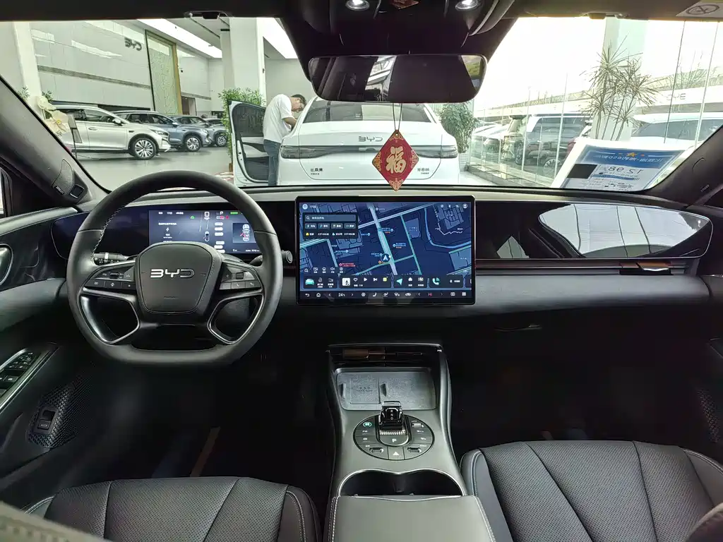 BYD Seal 2025