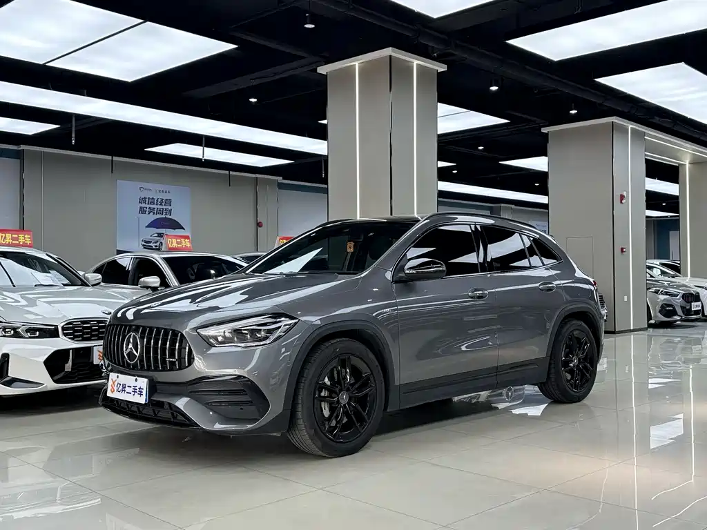 Mercedes-Benz GLA AMG 2024