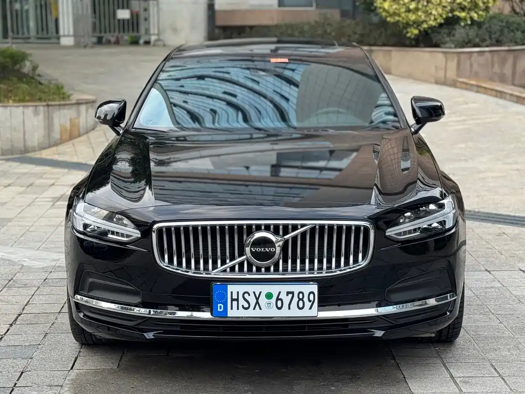 Volvo S90 2024