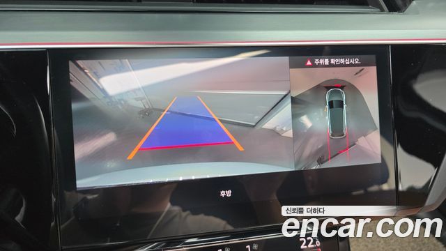 Audi e-tron 2022