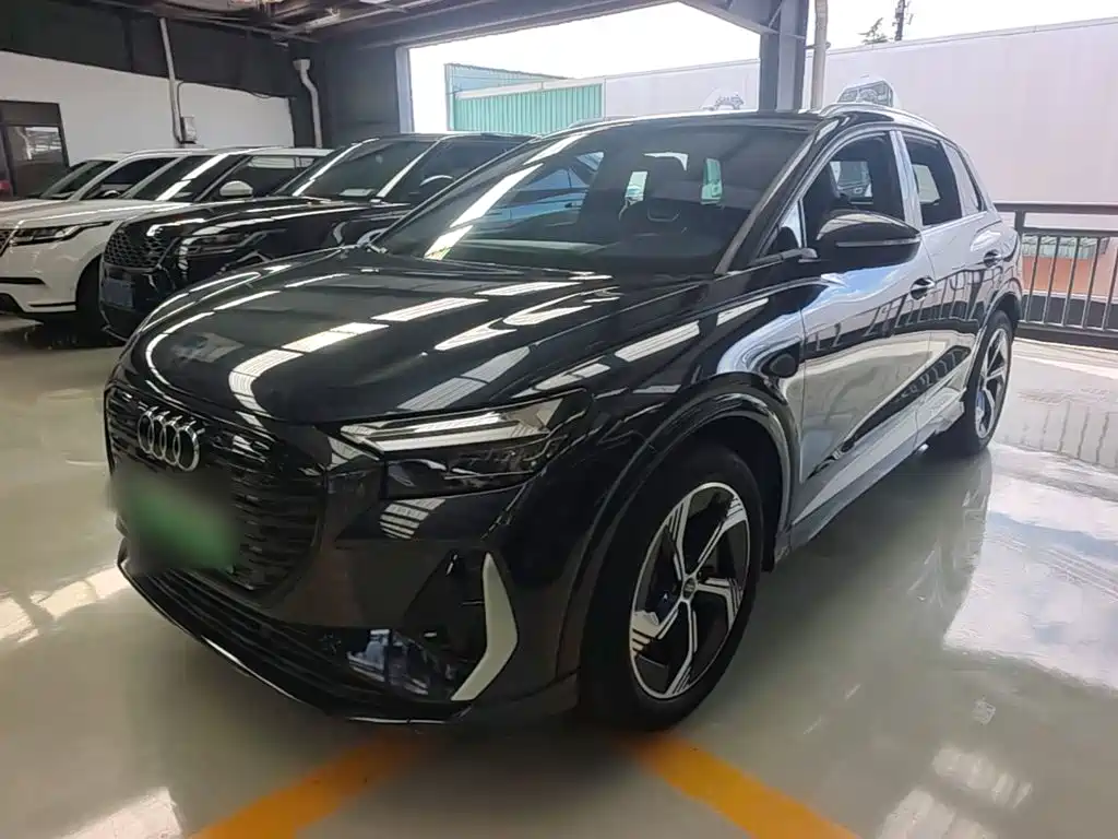 Audi Q4 e-tron 2024