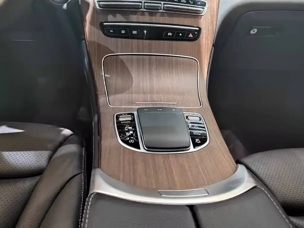 Mercedes-Benz GLC 2021