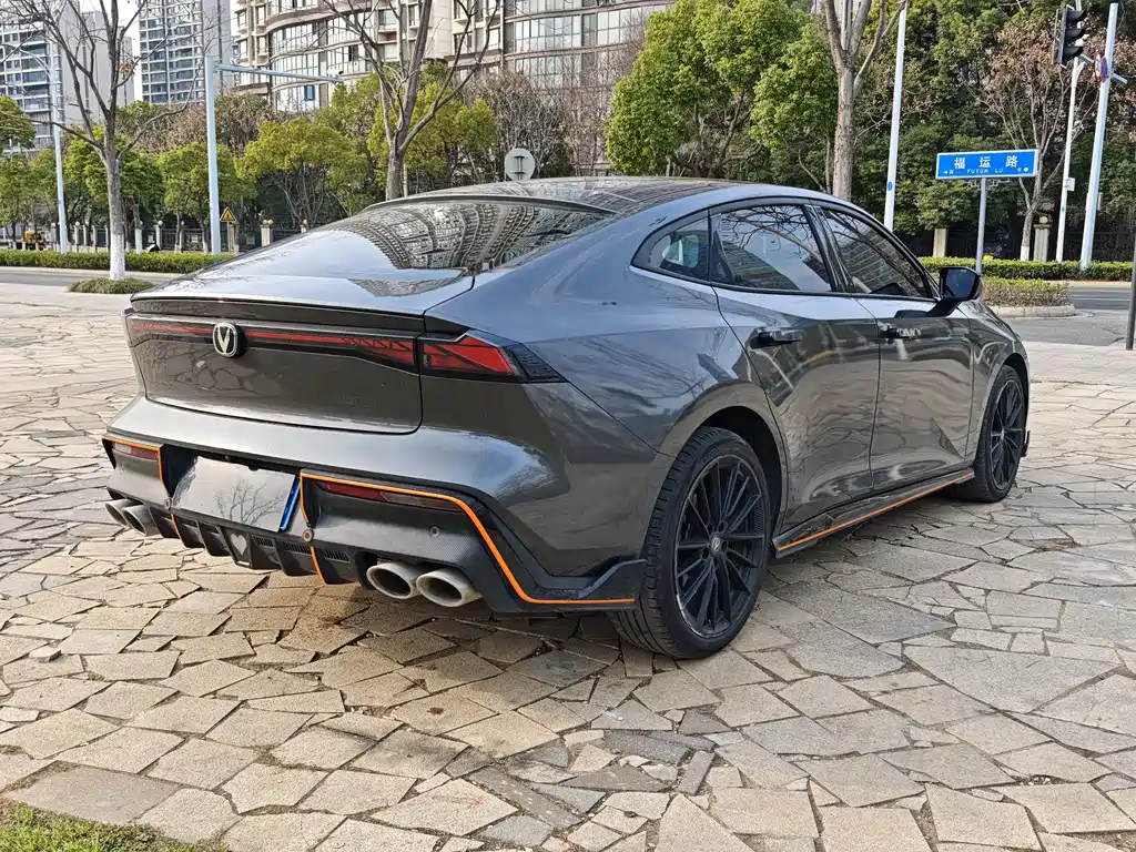 Changan UNI-V 2023