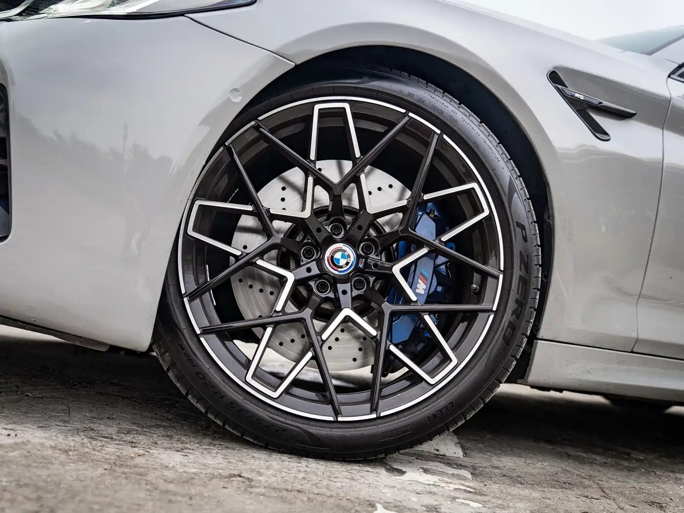 BMW M5 2021