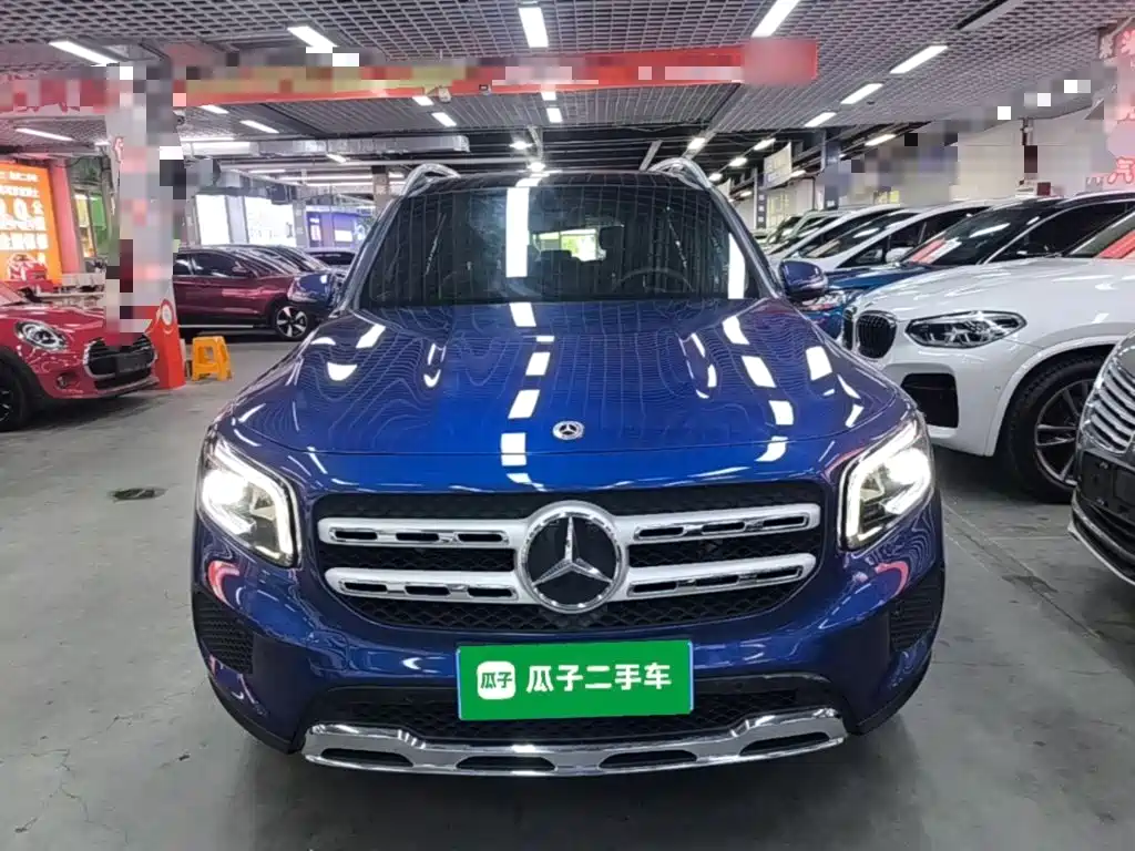 Mercedes-Benz GLB 2023