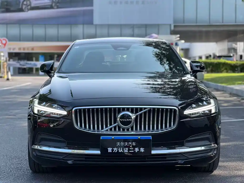 Volvo S90 2024