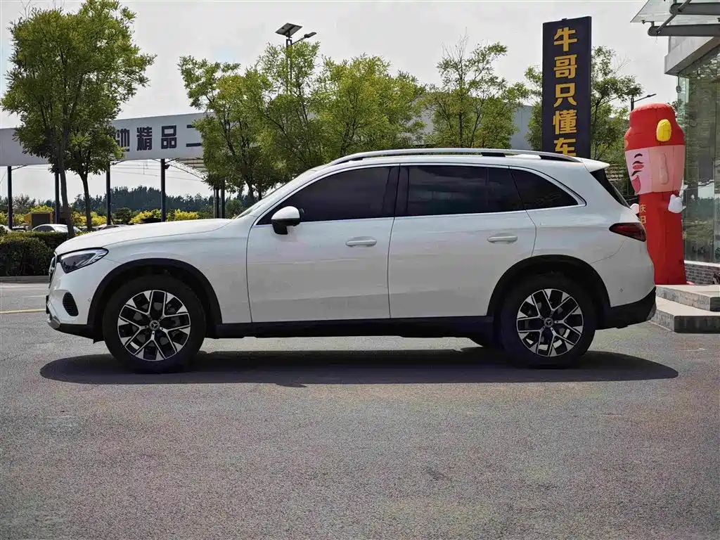 Mercedes-Benz GLC 2024